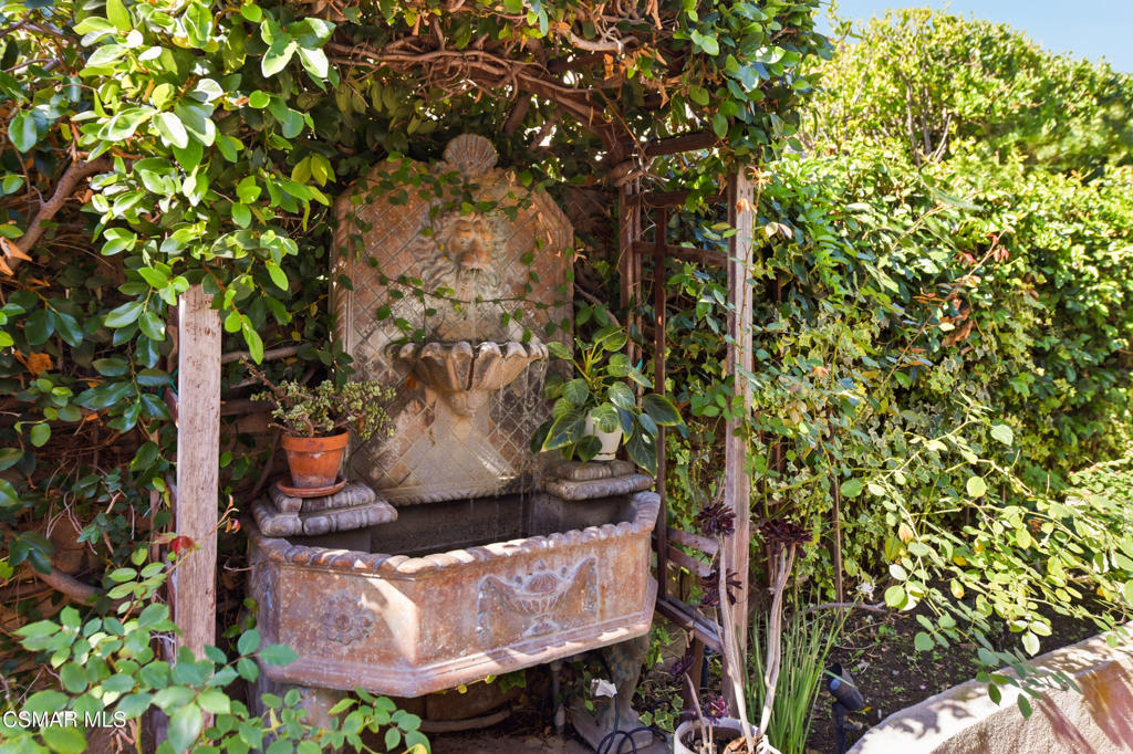 Crossroads (on Cochran)-421 - 1004672 - Residential