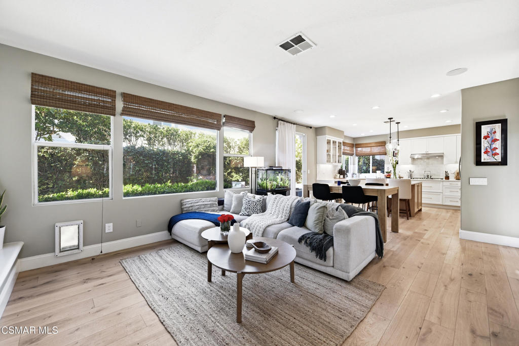 Crossroads (on Cochran)-421 - 1004672 - Residential