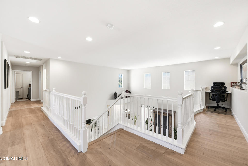 Crossroads (on Cochran)-421 - 1004672 - Residential