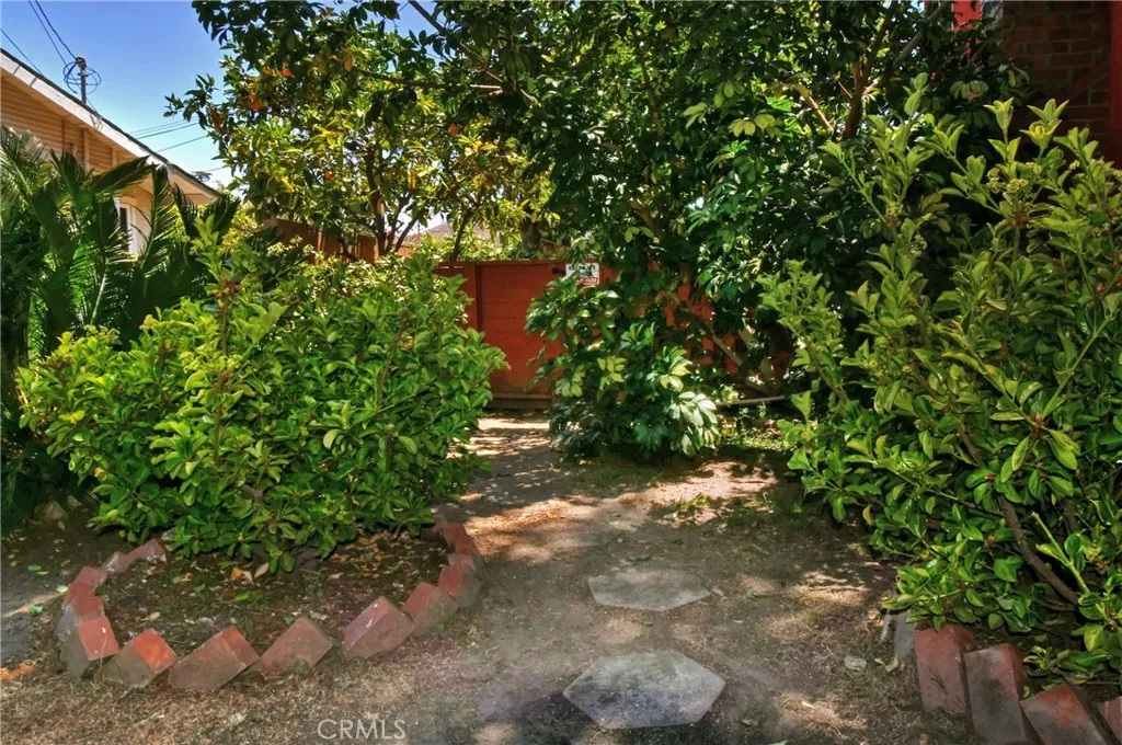 Culver City, California 90232, United States, 4 Bedrooms Bedrooms, ,4 BathroomsBathrooms,Residential,Active,181225