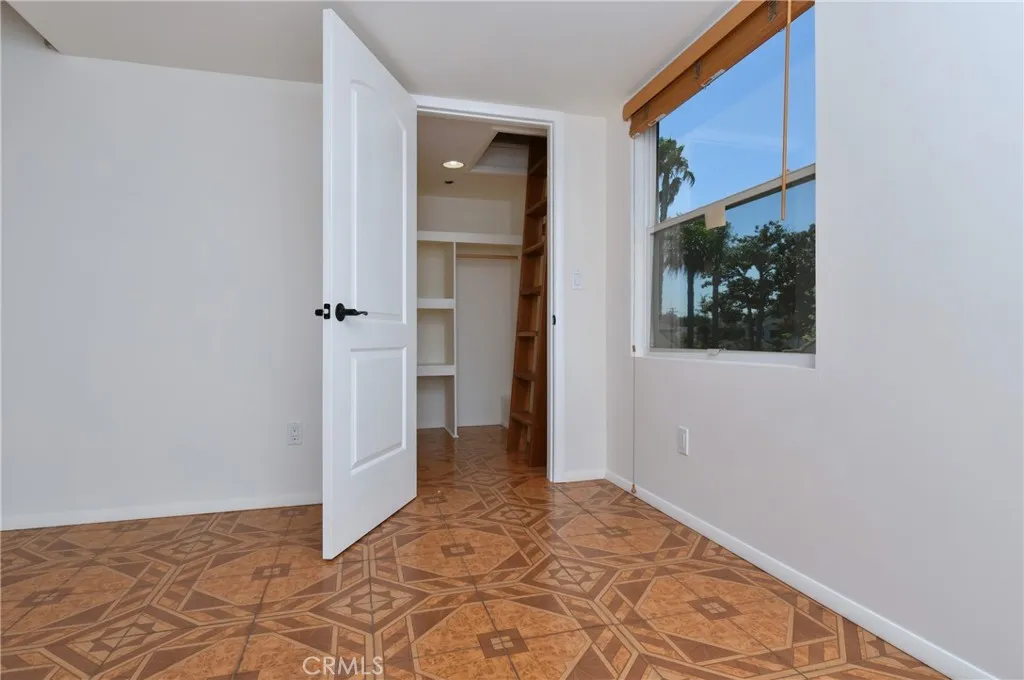 Culver City, California 90232, United States, 4 Bedrooms Bedrooms, ,4 BathroomsBathrooms,Residential,Active,181225