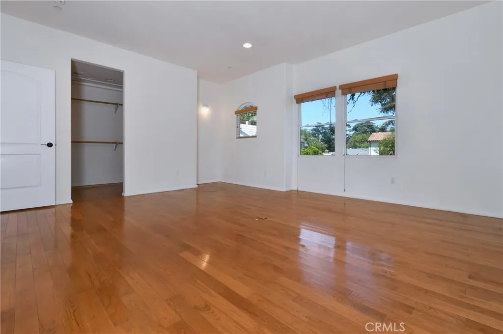 Culver City, California 90232, United States, 4 Bedrooms Bedrooms, ,4 BathroomsBathrooms,Residential,Active,181225