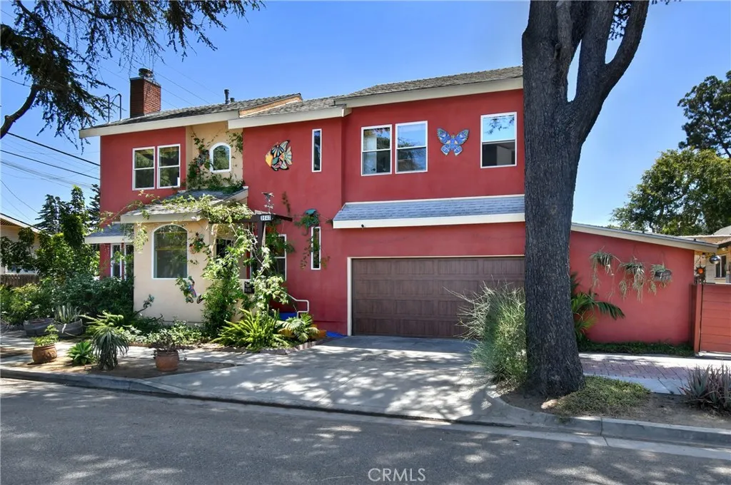 Culver City, California 90232, United States, 4 Bedrooms Bedrooms, ,4 BathroomsBathrooms,Residential,Active,181225
