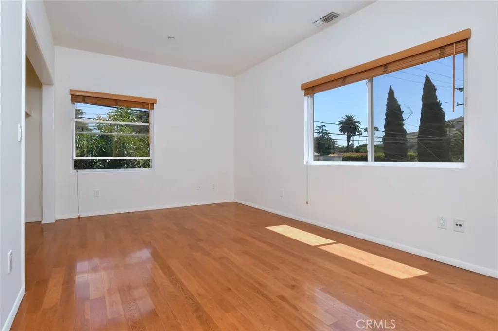 Culver City, California 90232, United States, 4 Bedrooms Bedrooms, ,4 BathroomsBathrooms,Residential,Active,181225