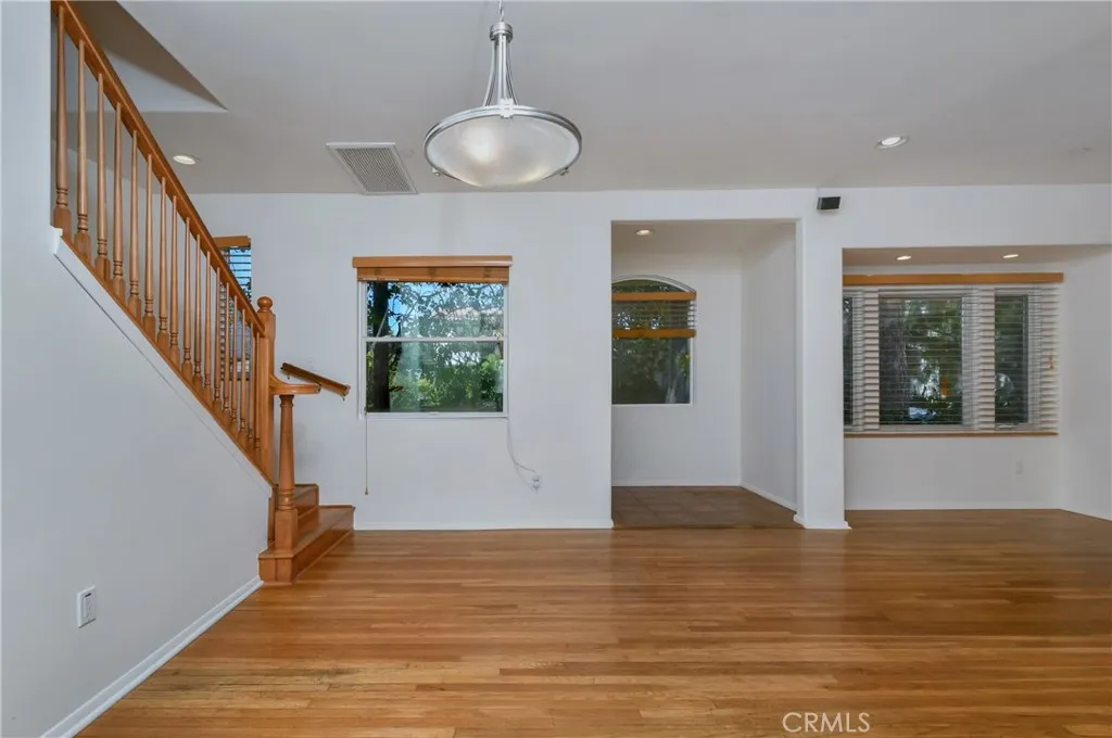 Culver City, California 90232, United States, 4 Bedrooms Bedrooms, ,4 BathroomsBathrooms,Residential,Active,181225