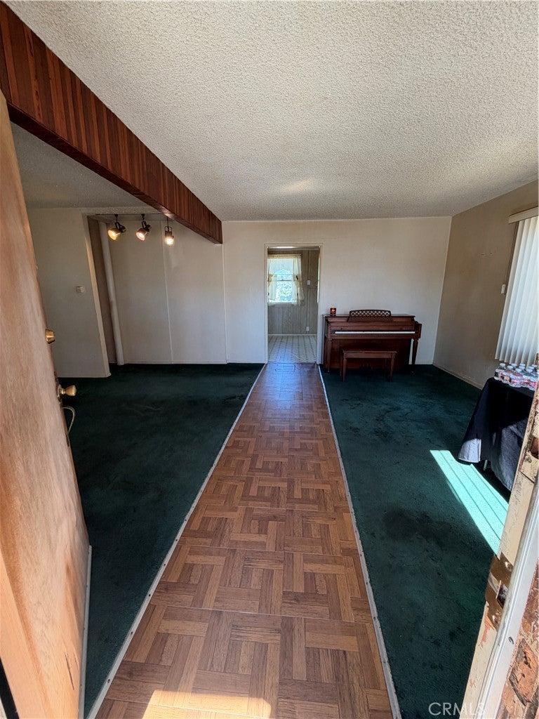 3735 W 117th