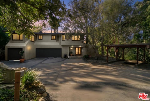 Photo of 6377 Via Escondido Drive, Malibu, CA 90265 (MLS # 26994709)