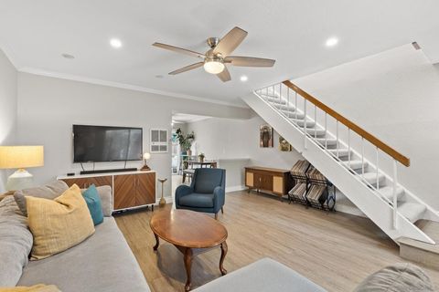 Photo of 981 N Vulcan Ave Ave #7, Encinitas, CA 92024 (MLS # 260016523SD)