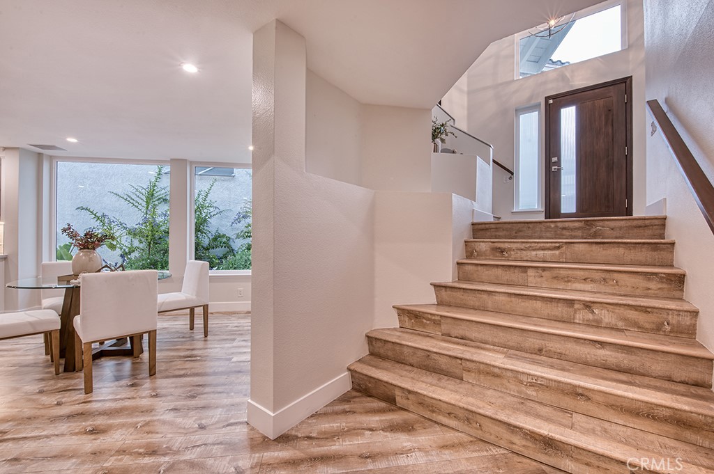 27 Palm Beach Court