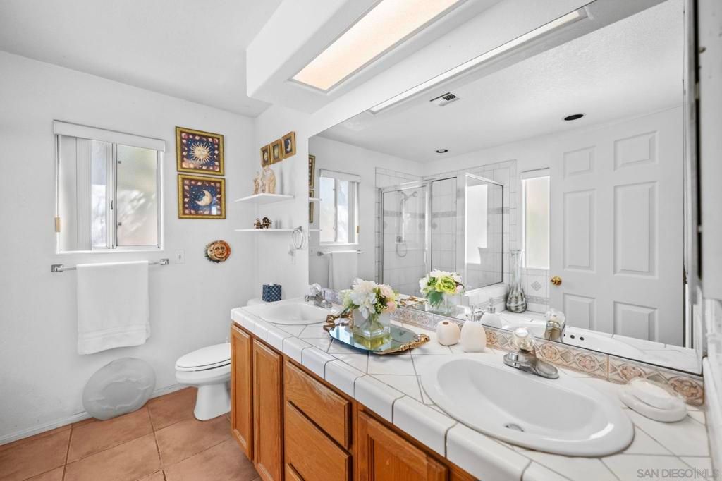 listing image 130728453712326891090