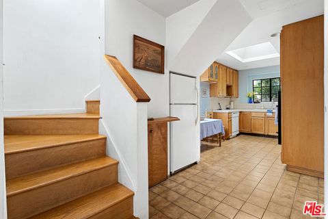 Tiny photo for 3604 Moore Street, Los Angeles, CA 90066 (MLS # 26661031)