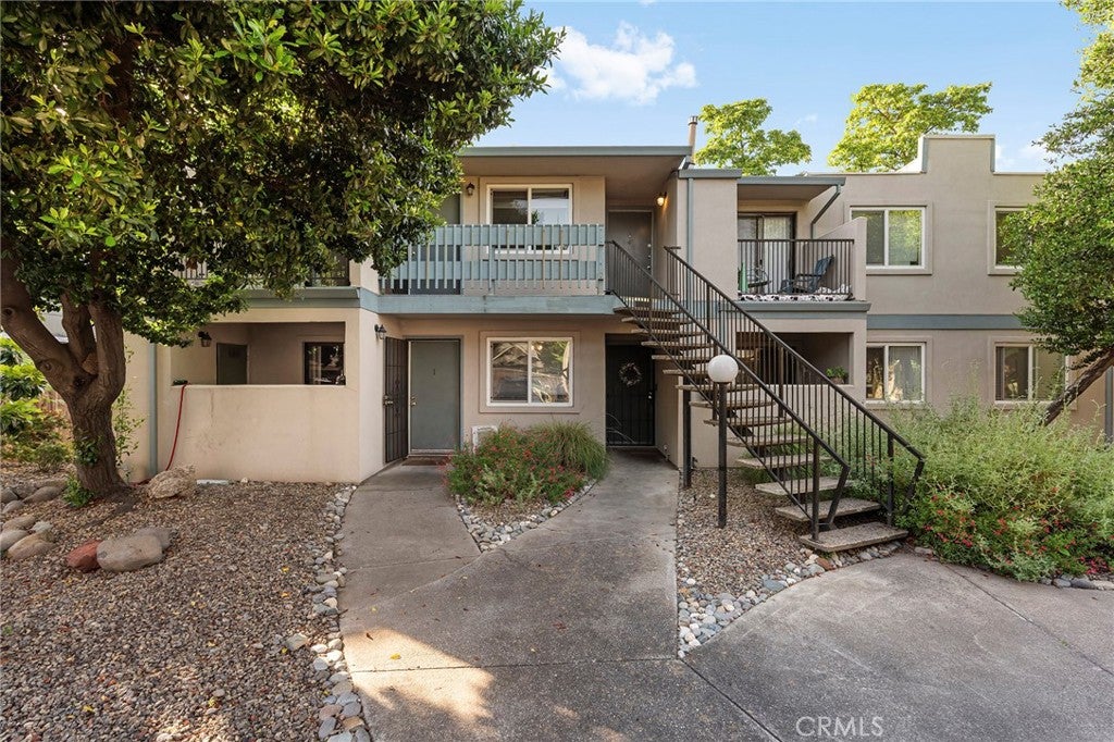 1412 N Cherry 2