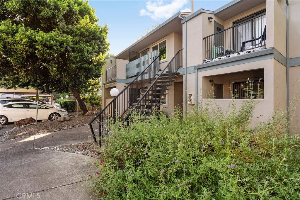 1412 N Cherry 2