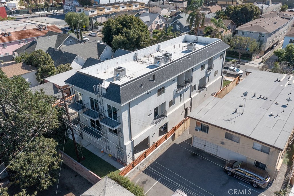 1041 W Leighton Avenue 4