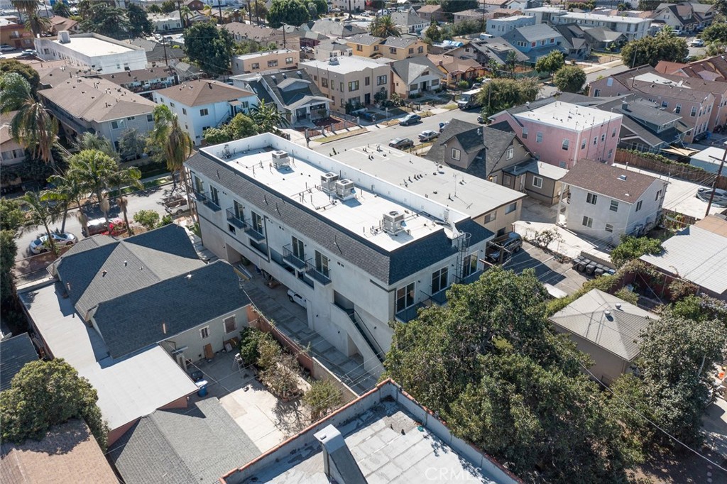 1041 W Leighton Avenue 4