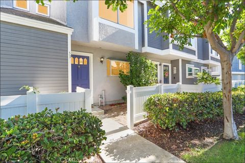 Photo of 53 Briarwood Ln, Aliso Viejo, CA 92656 (MLS # OC25253612)