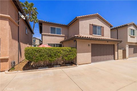 21121 Avenida De Sonrisa Saugus CA 91350
