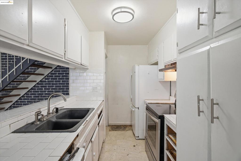 CONTRA LOMA - Residential