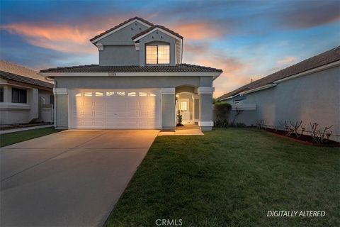Photo of 11259 Drake Street, Rancho Cucamonga, CA 91701 (MLS # CV26011740)