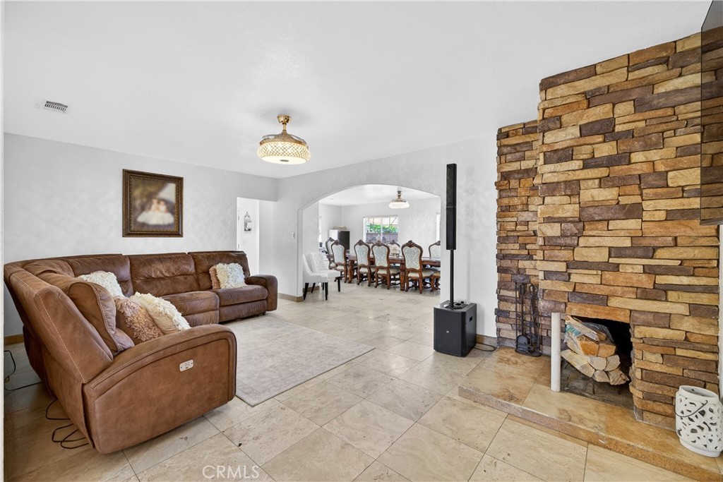 11511 Mac Nab Street