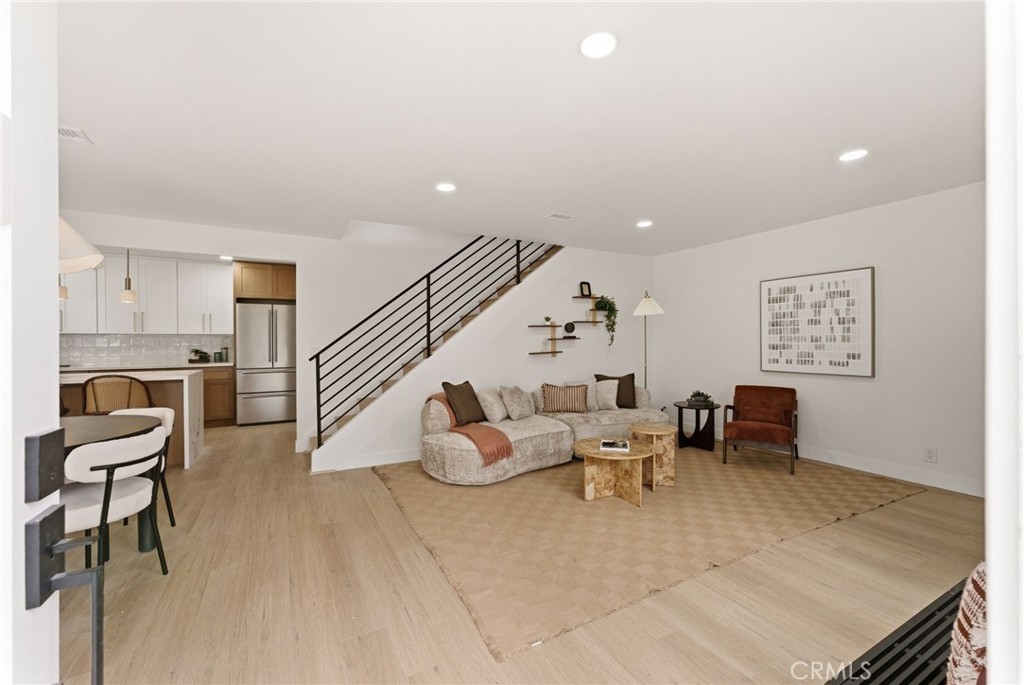 245 Countryhaven