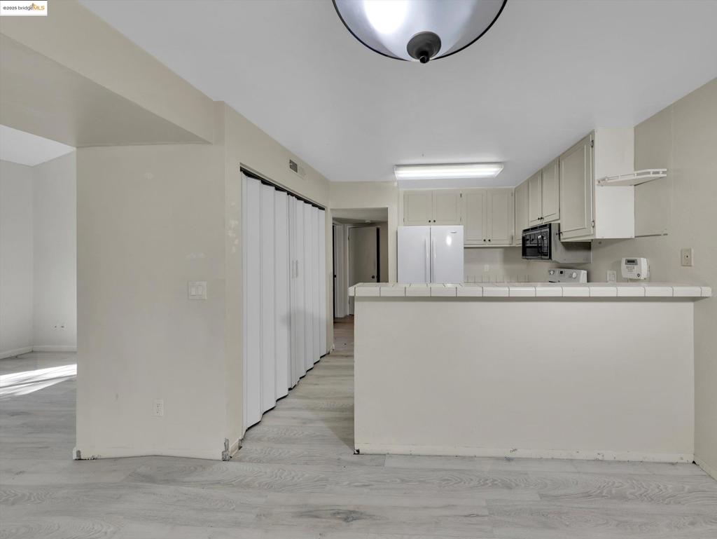 PLEASANTON - Residential