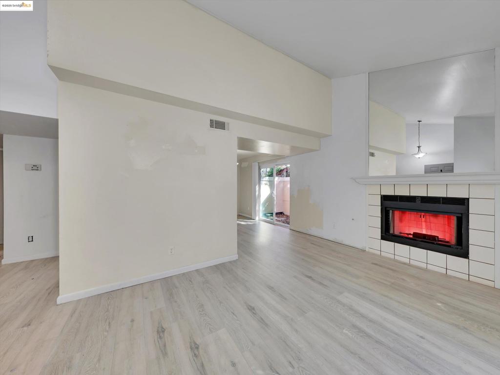 PLEASANTON - Residential