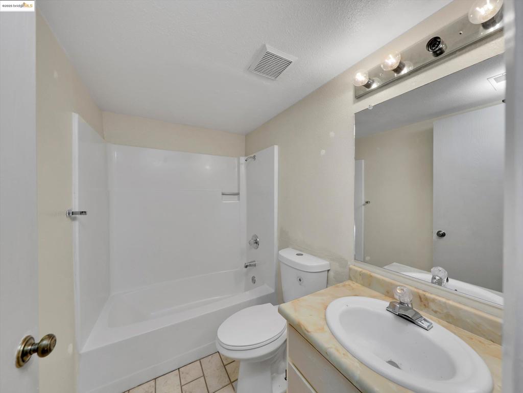 PLEASANTON - Residential