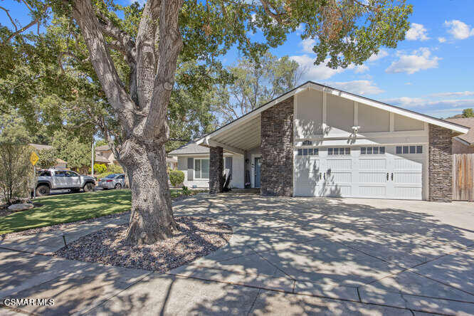 724 American Oaks Avenue