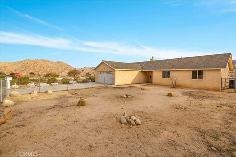 Photo of 61791 Alta Mesa Drive, Joshua Tree, CA 92252 (MLS # JT26047381)
