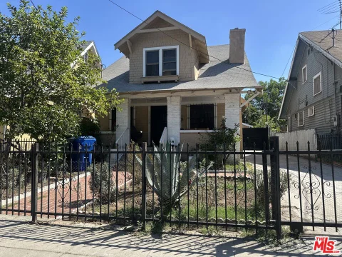 1666 Roosevelt Avenue, Los Angeles, CA 90006 - MLS#: 26988287