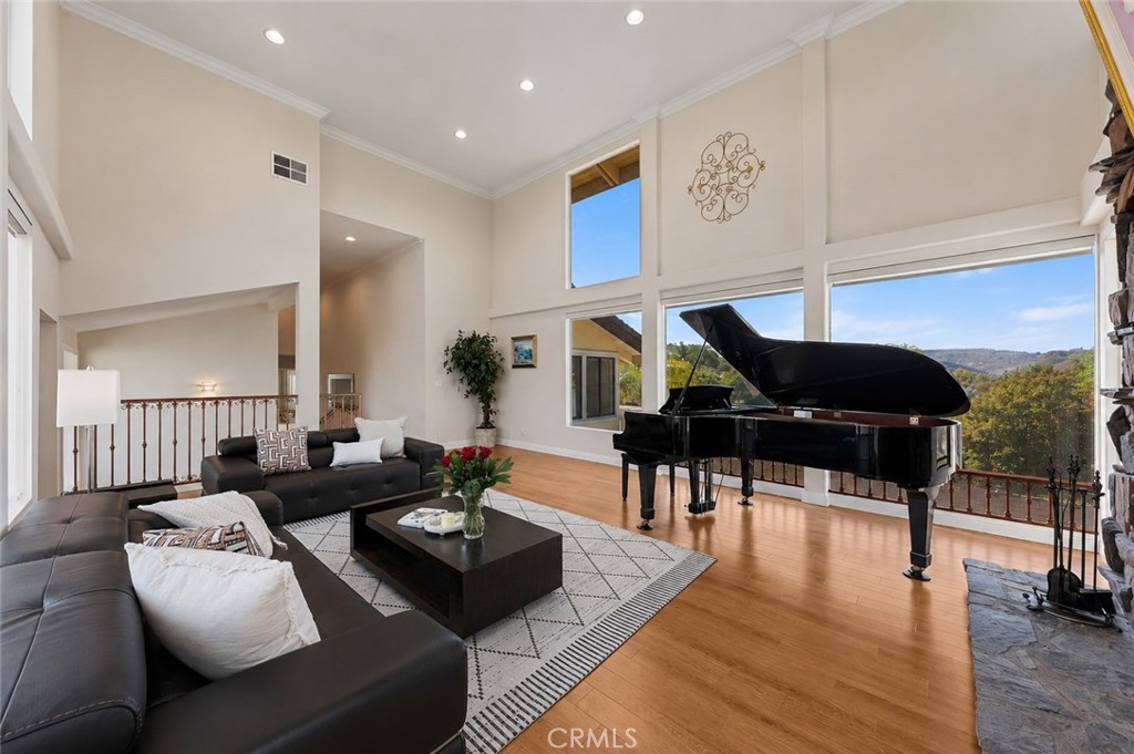 Hacienda Heights, California, 91745, United States, 6 Bedrooms Bedrooms, ,7 BathroomsBathrooms,Residential,Active,2045601