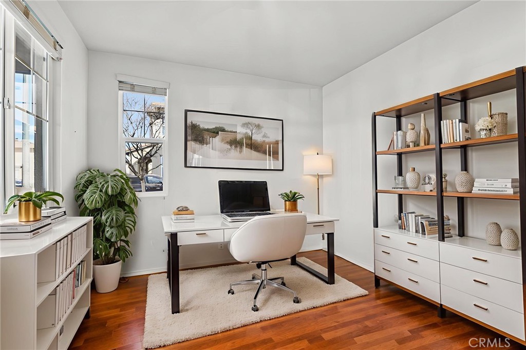 246 W Pebble Creek Ln