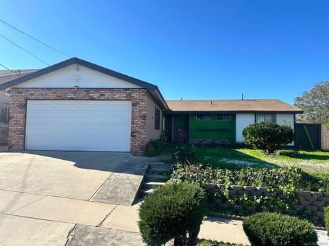 128 Old Oak Rd San Diego CA 92114