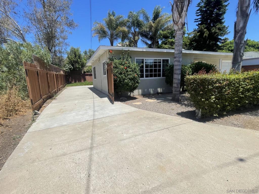2604 Magnolia Ave