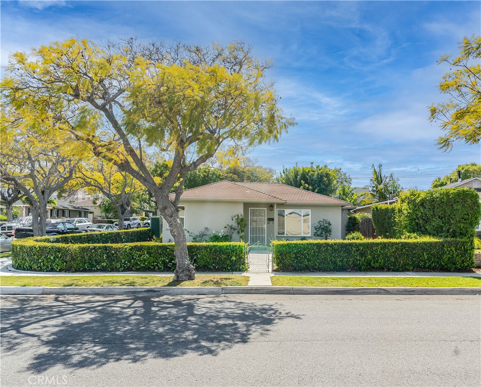 2718 Dalemead Street