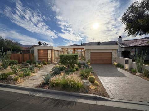 Photo of 52059 Avenue Mendoza, La Quinta, CA 92253 (MLS # 219145854DA)