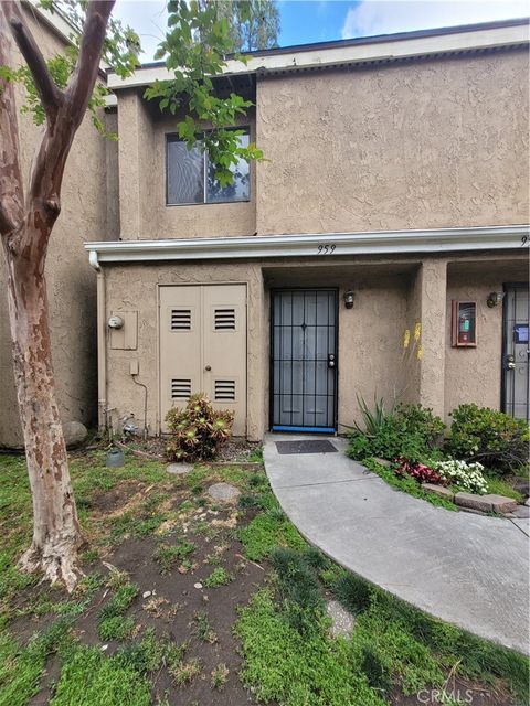 Photo of 959 S Mountain Ave, Ontario, CA 91762 (MLS # TR26093956)