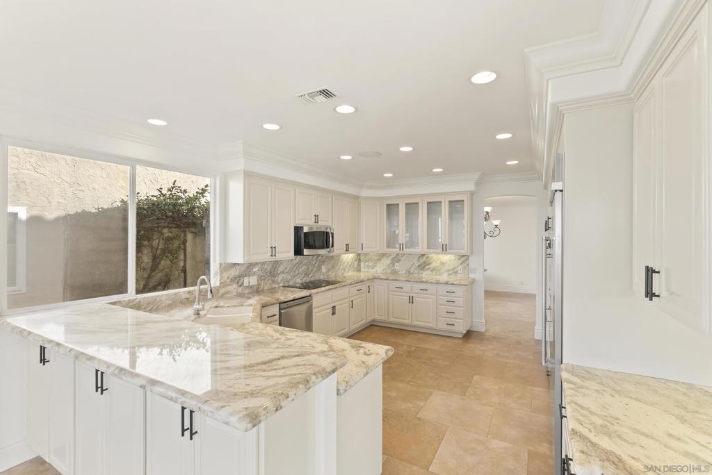 1171 Sunset Cliffs Blvd