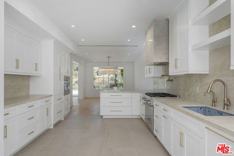 Tiny photo for 2205 Canyonback Road, Los Angeles, CA 90049 (MLS # 25590893)