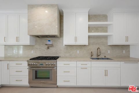 Tiny photo for 2205 Canyonback Road, Los Angeles, CA 90049 (MLS # 25590893)