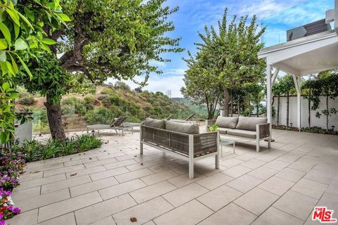 Tiny photo for 2205 Canyonback Road, Los Angeles, CA 90049 (MLS # 25590893)