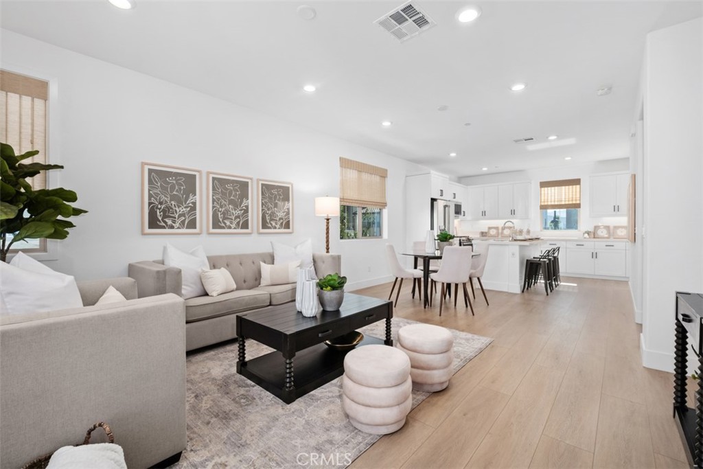 Oasis (OSIS) - Residential