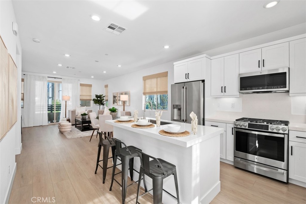 Oasis (OSIS) - Residential