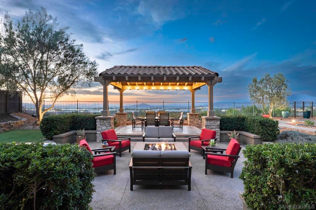 15238 Maple Grove Lane