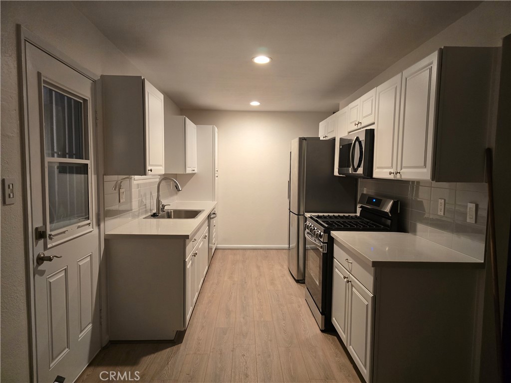 1615 N 5TH PLACE