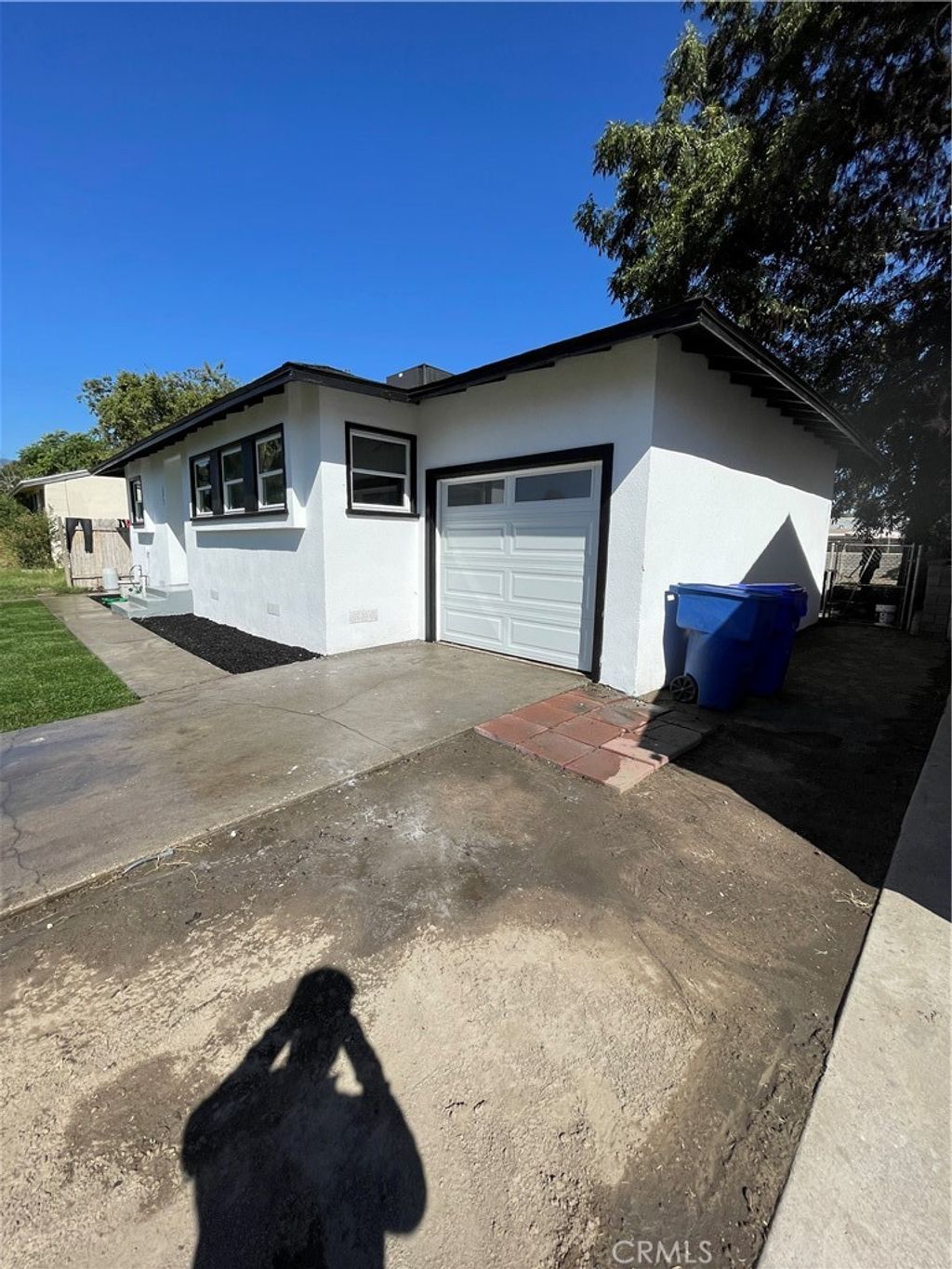 Photo of 1413 Oakhurst Dr, San Bernardino, CA 92404 (MLS # IV25239526)