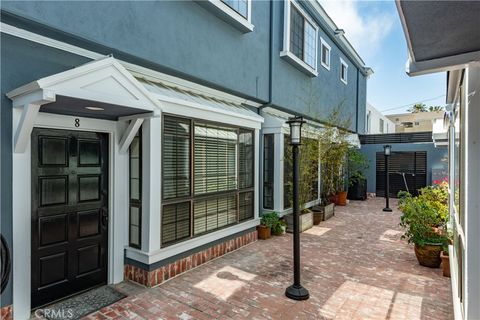 Photo of 36 Navy Street #8, Venice, CA 90291 (MLS # SB26073730)