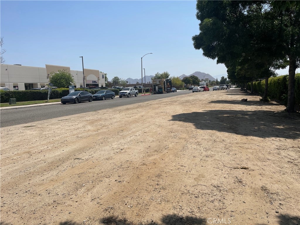130 W Walnut ave A-17 Avenue