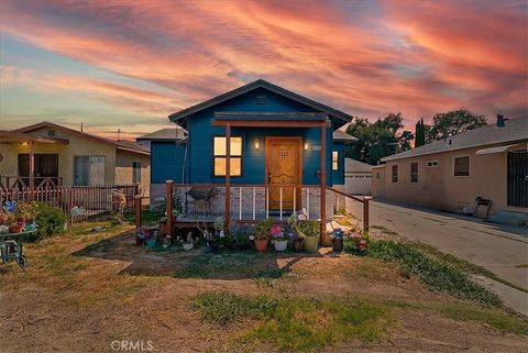Photo of 4026 Josephine St, Lynwood, CA 90262 (MLS # DW26032942)